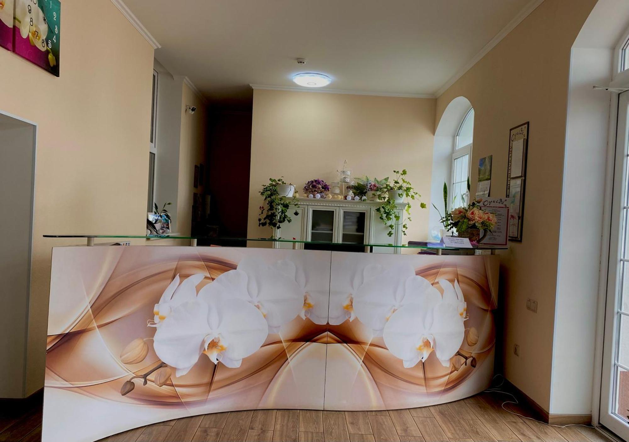 Hotel Орхідея à Romny Extérieur photo