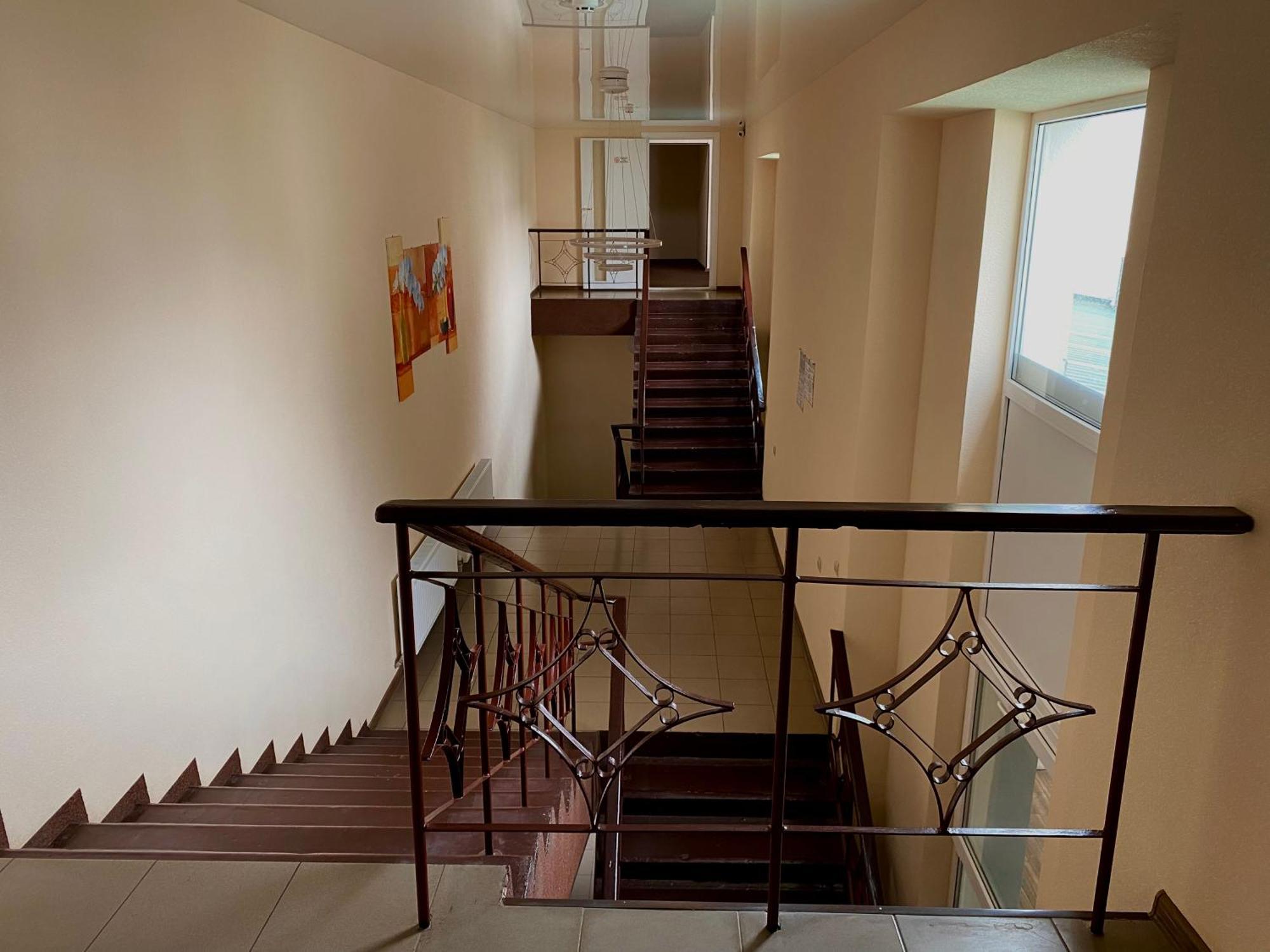 Hotel Орхідея à Romny Extérieur photo